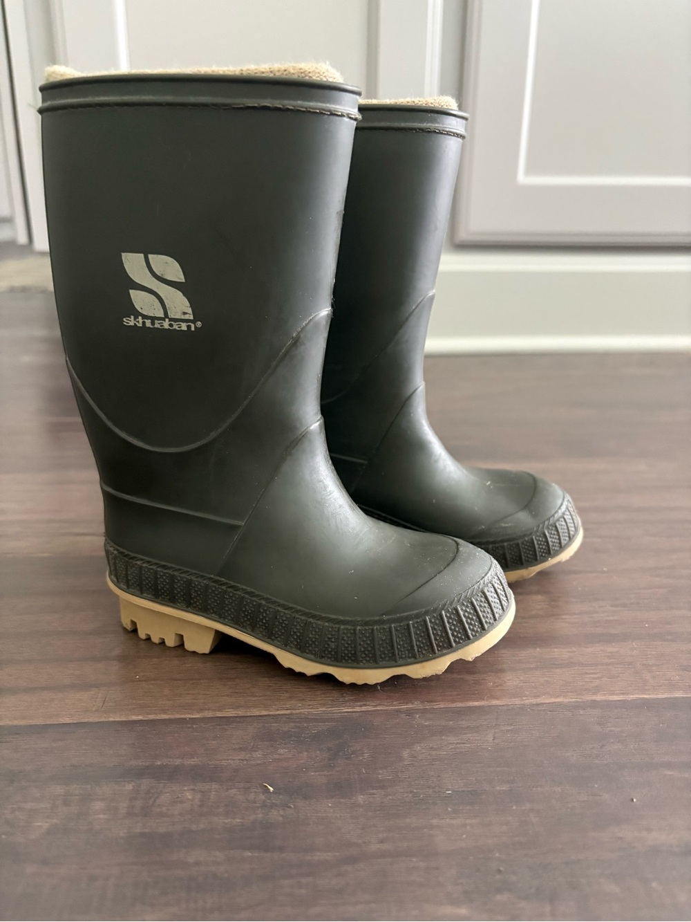 Skhuaban Fleece-Lined Rubber Rain Boots - Made in Spain EU 24/ US Toddler 7.5-8
